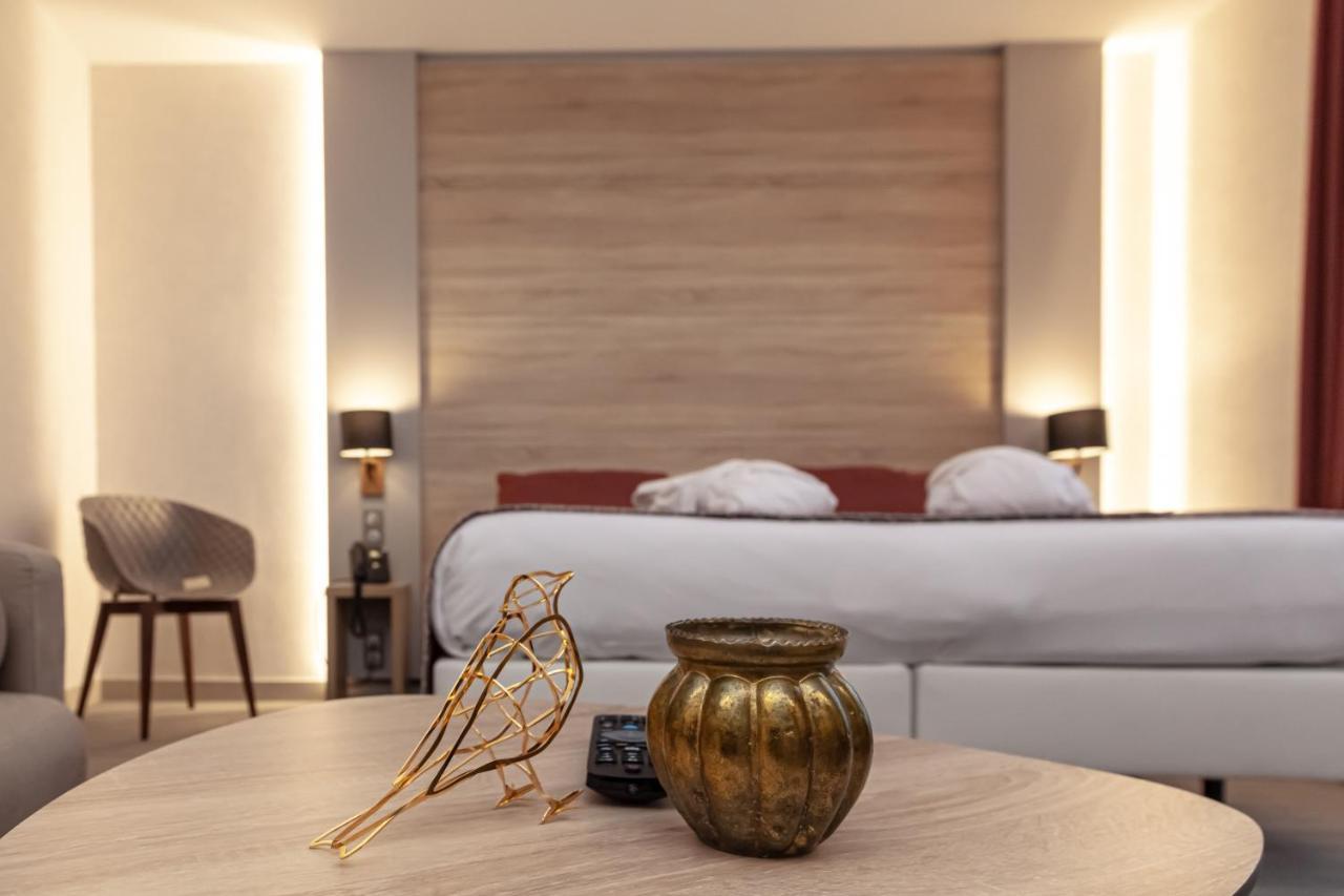 Logis Hotel Relais Saint Jacques - Chateauroux Déols Екстериор снимка