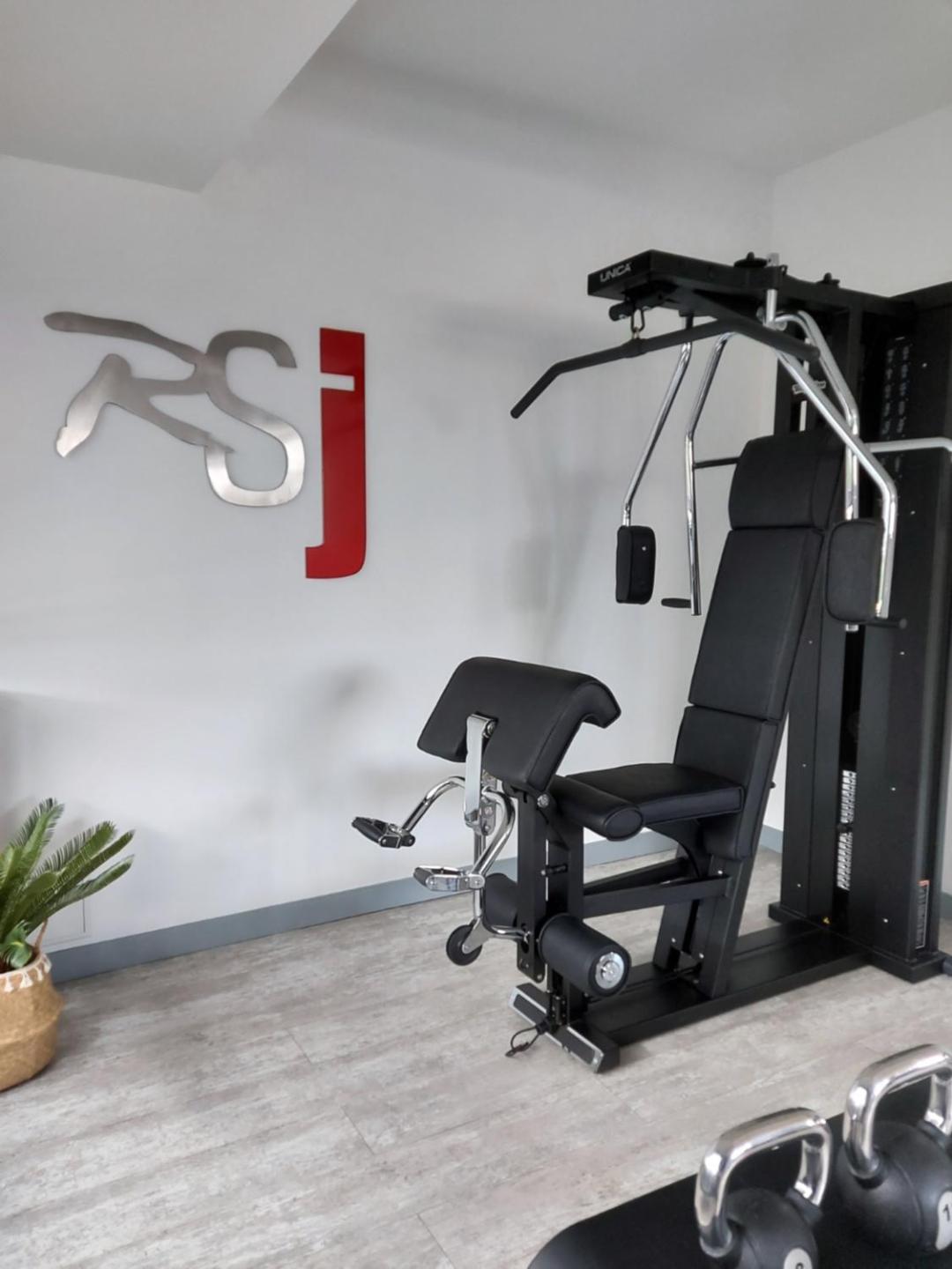 Logis Hotel Relais Saint Jacques - Chateauroux Déols Екстериор снимка