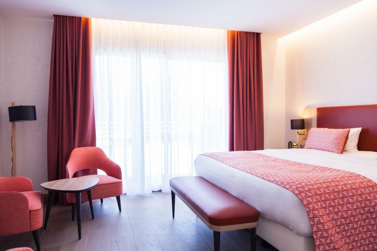 Logis Hotel Relais Saint Jacques - Chateauroux Déols Екстериор снимка