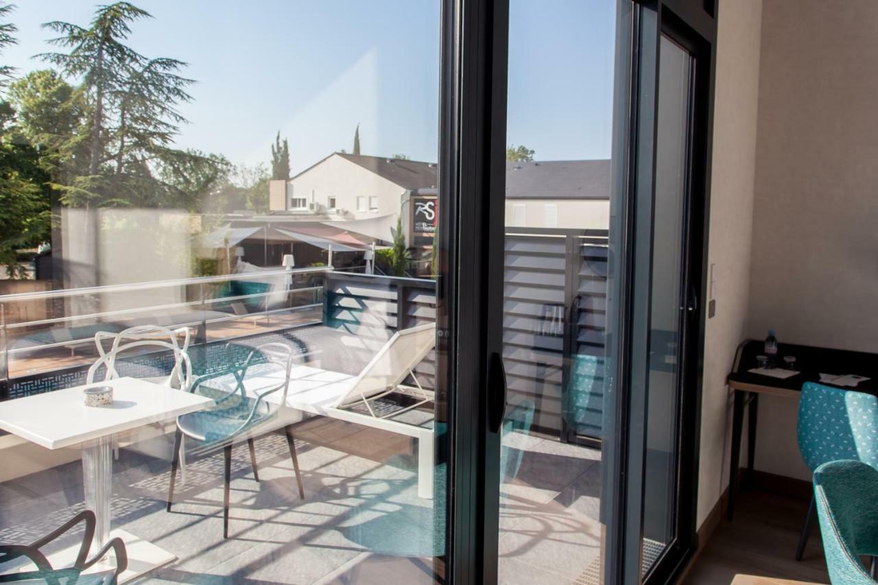 Logis Hotel Relais Saint Jacques - Chateauroux Déols Екстериор снимка
