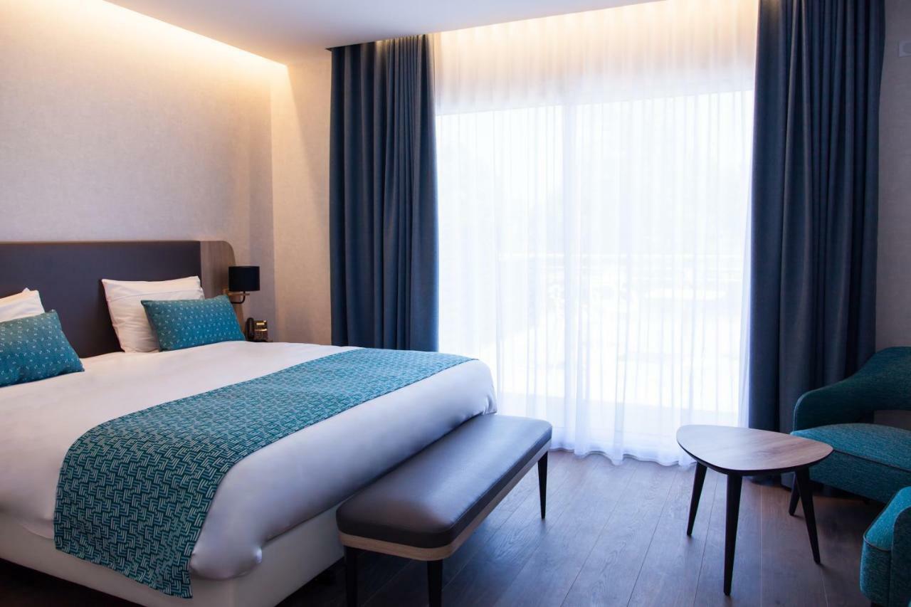 Logis Hotel Relais Saint Jacques - Chateauroux Déols Екстериор снимка